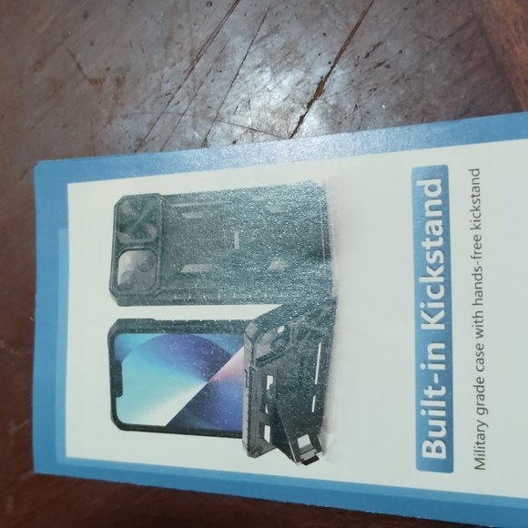 Phone case - Picture 3 of 6